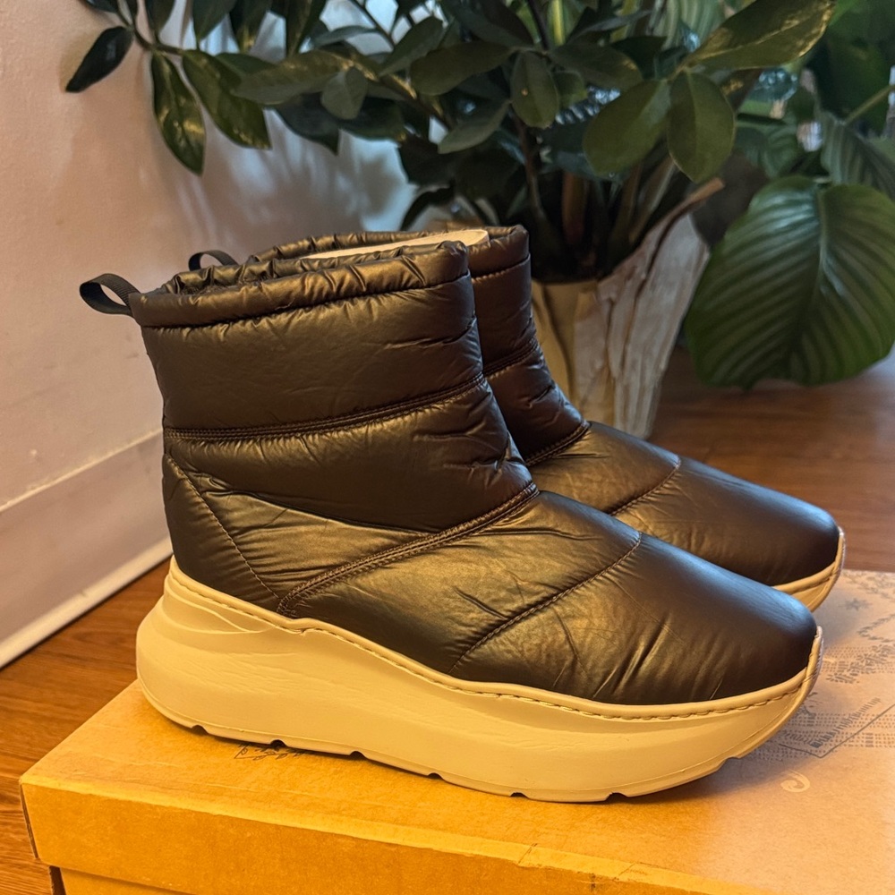 Free People Black Quilted Winter Boots